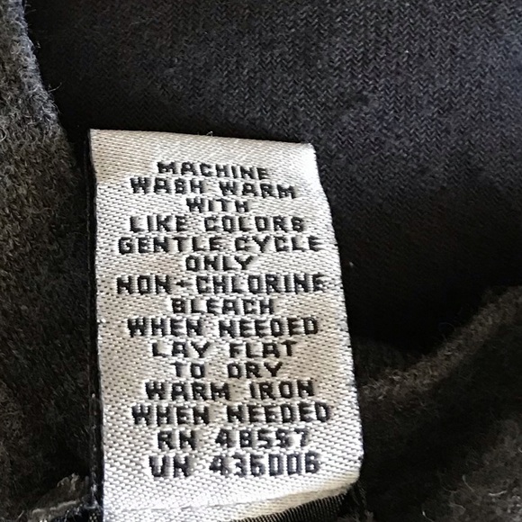 RGL New York Gray Ribbed V Neck Sweater - Picture 9 of 9